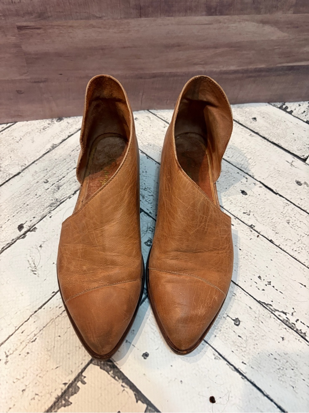Free People Royale D’Orsay Pointed Toe Flat Tan Luggage Women’s 6/6.5
